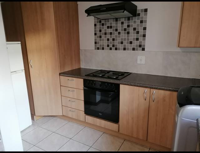 2 BEDROOM DUPLEX TO LET IN PARKLANDS NORTH